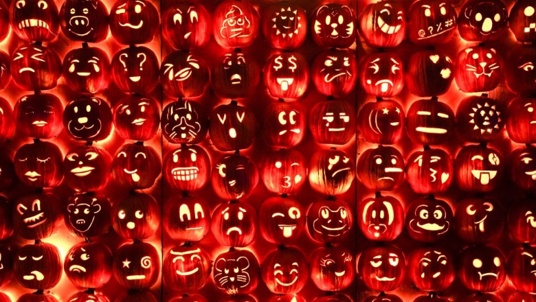 Jack-o'-lanterns take over Skylands Stadium for spooky
Halloween event