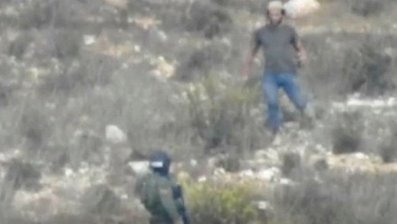 Israeli army suspends official who helped settlers throw gas grenades on Palestinians