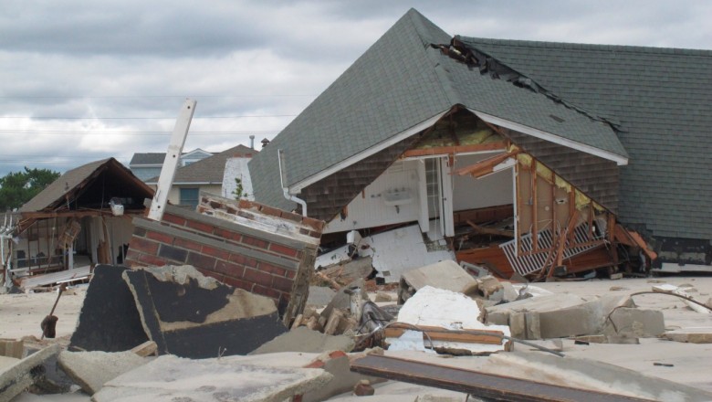 US Superstorm Sandy survivors: We need faster money, less
red tape