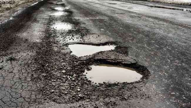 Report: New York, New Jersey among 10 worst states for
potholes