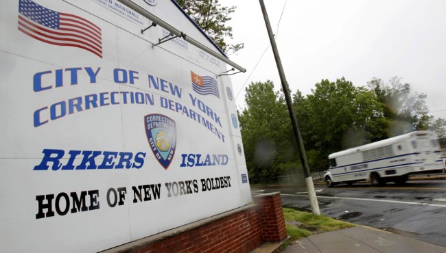 Rikers correction officer missing teeth after inmate attack:
COBA
