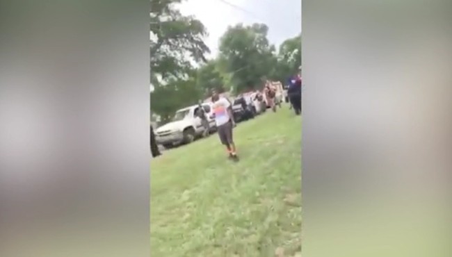 WATCH: Video of men taunting Texas police officers goes
viral, chief responds